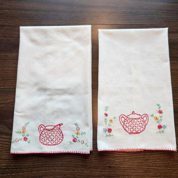 Embroidered VTG Hand Tea Towel Set of 2 Red Creamer Sugar Blanket Stitch Hem - Picture 1 of 10